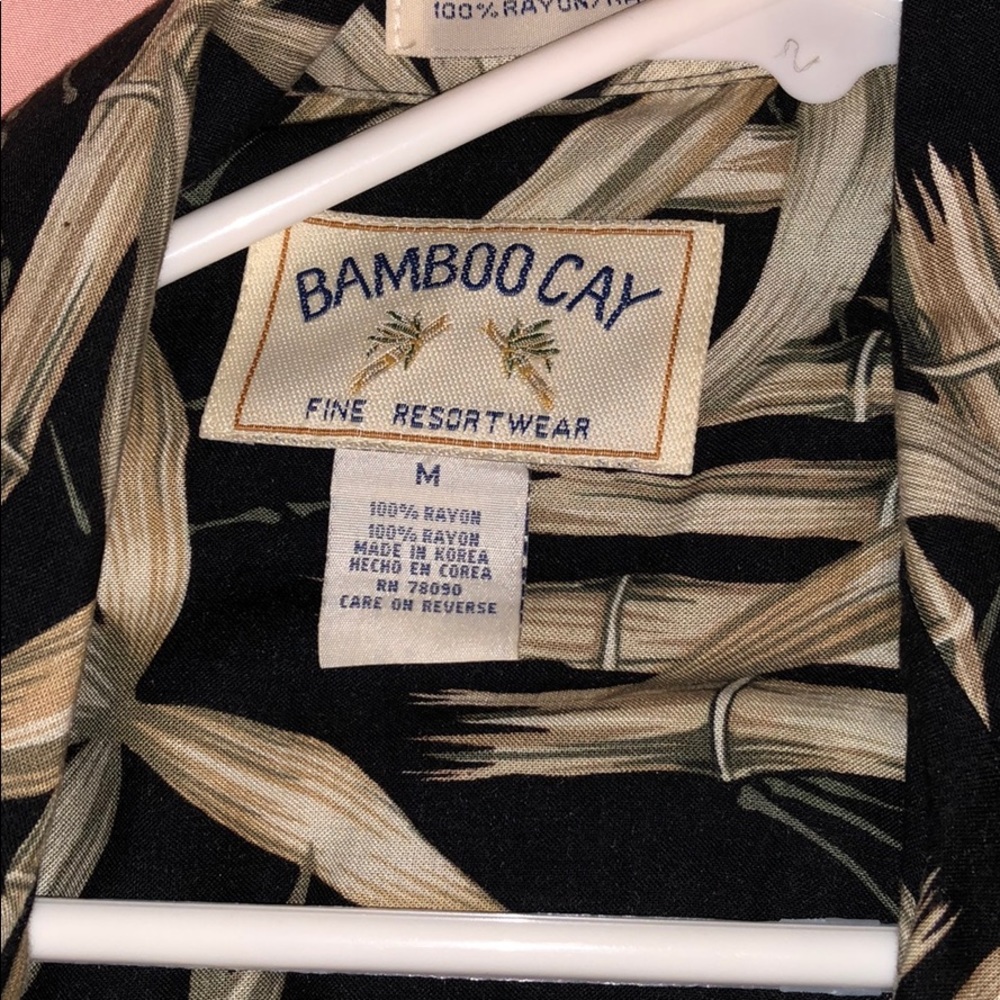 Bamboo Cay Button down - Picture 2 of 2